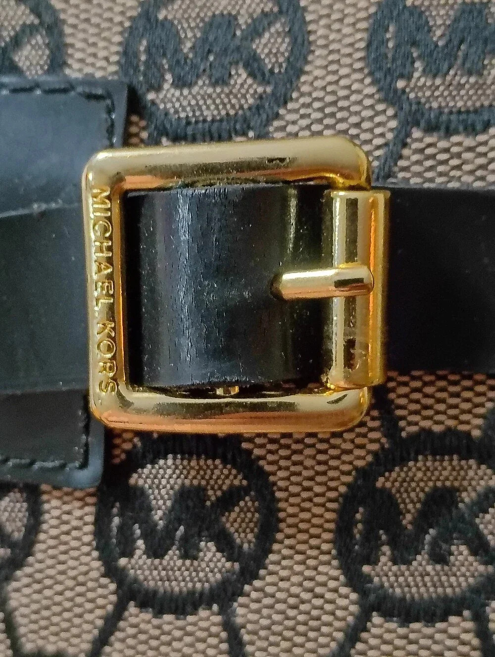 Michael Kors stay stylish